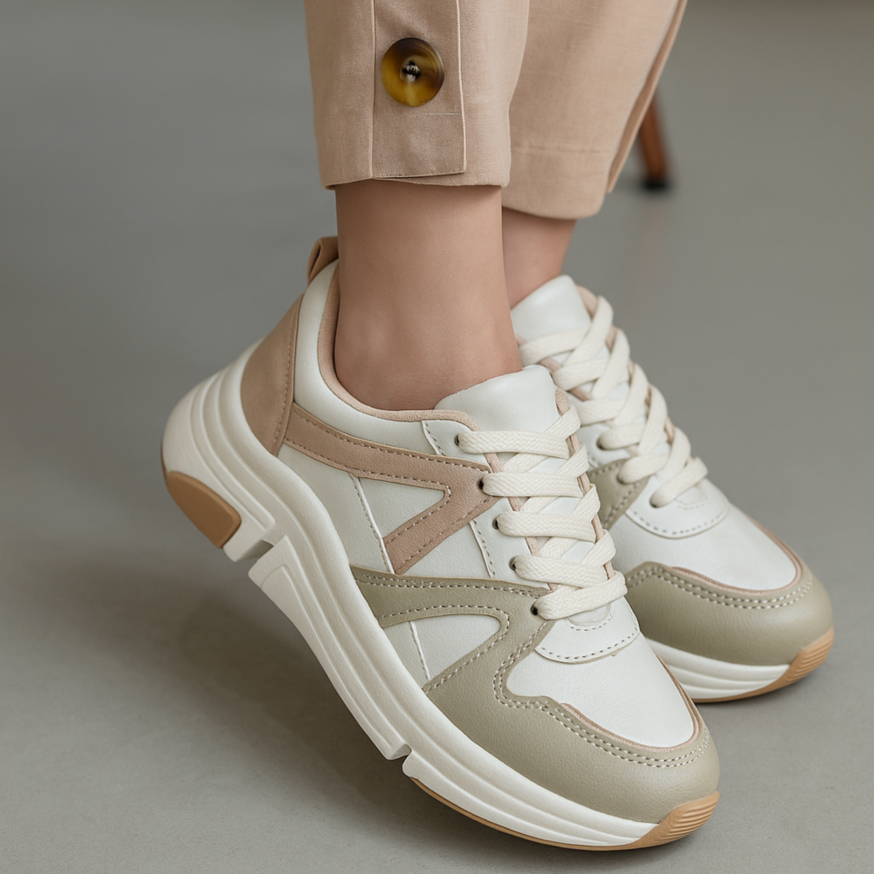 Compre 1 Leve 2 Tênis Ortopédico Modare + Meia Inteligente - [PROMO MODARE]