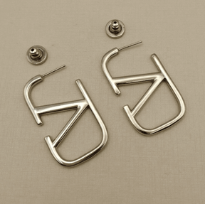 Brinco Inspiração Valentino